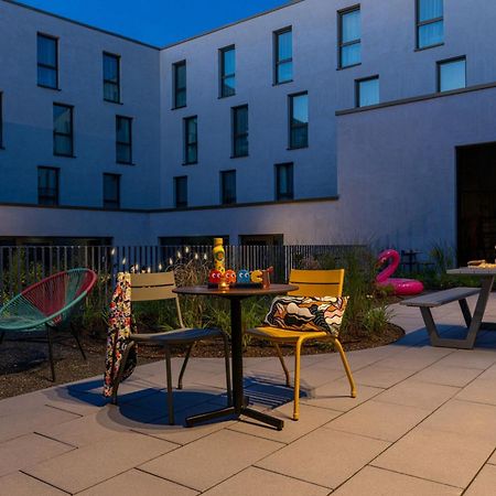 Moxy Outletcity Metzingen Метцинген Екстер'єр фото