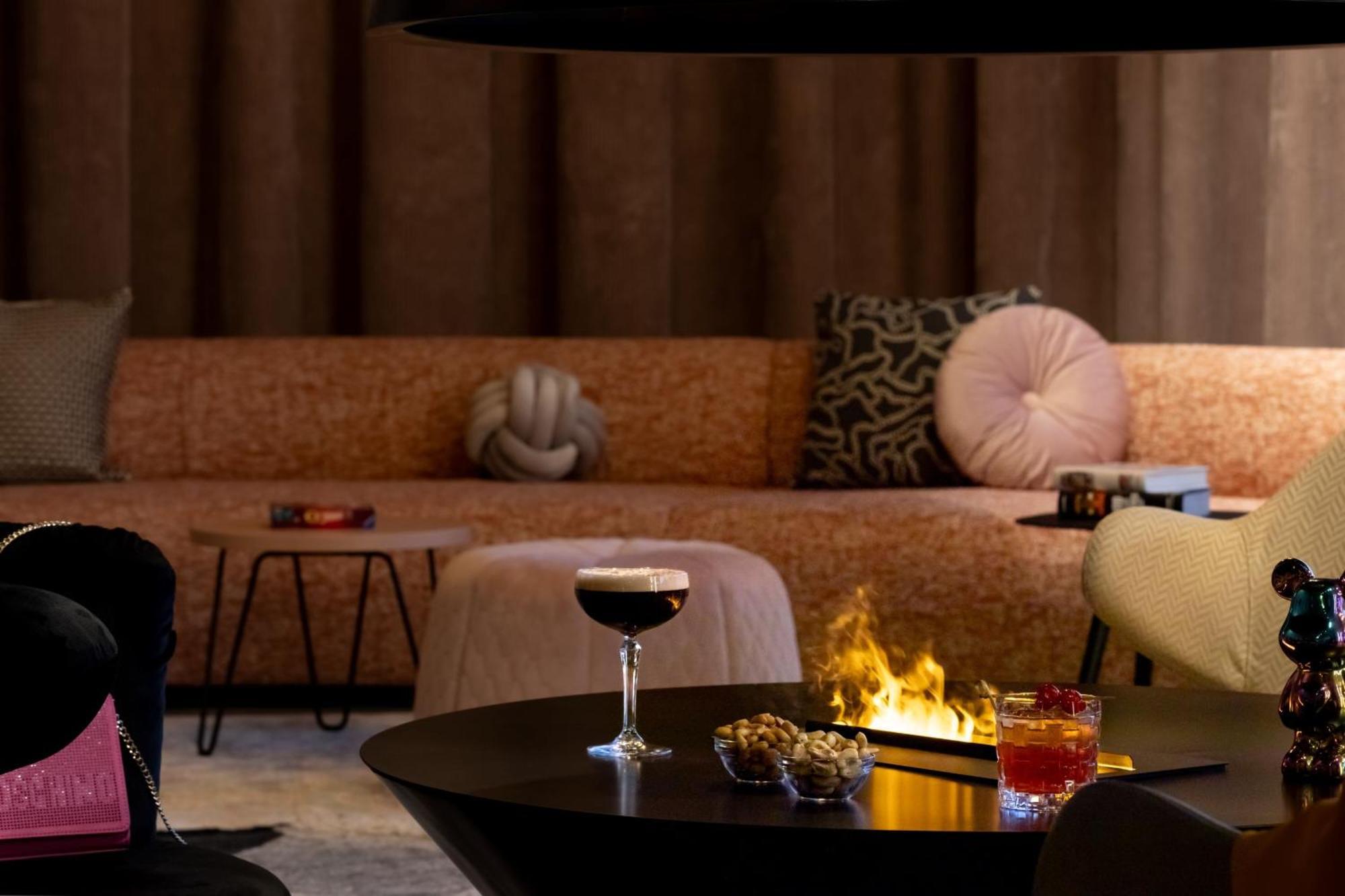 Moxy Outletcity Metzingen Метцинген Екстер'єр фото
