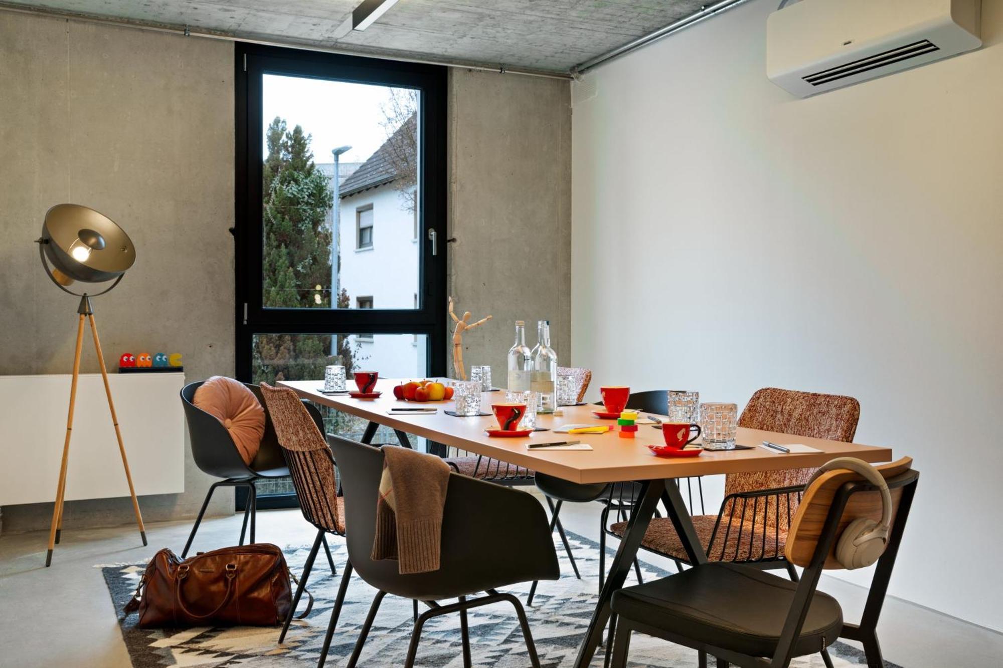 Moxy Outletcity Metzingen Метцинген Екстер'єр фото